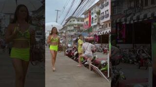 A girl or a boy or a sexy ladyboy? :) – Pattaya Soi Buakhao – Tree Town