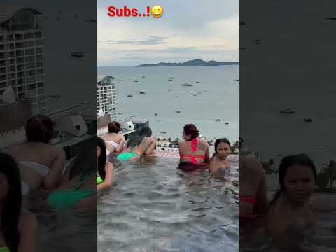 Awesome Girls on Amazing Pattaya Thailand Pool
