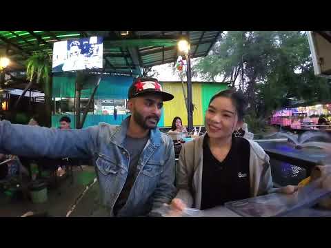 DATE AT FRIENDLY'S PATTAYA