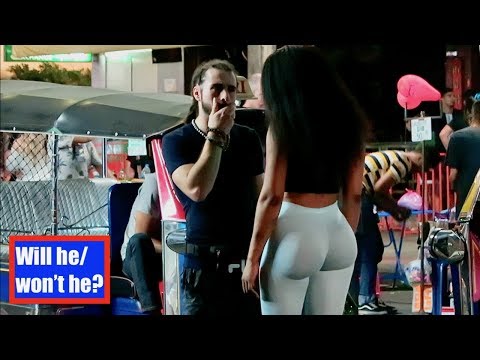 Khaosan Road After Midnight – RAW and UNFILTERED