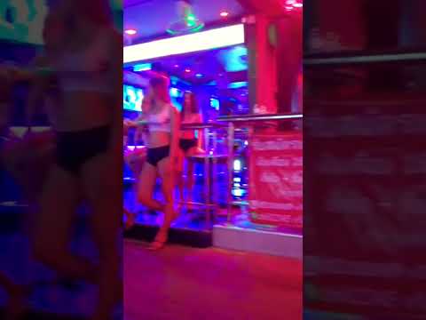 Pattaya Bar Girls @ Soi 6