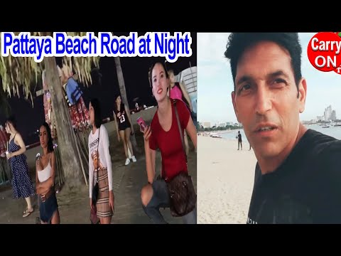 Pattaya beach road freelancers girls waiting for customers | Freelancers girls on Beach Road Pattaya