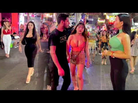 Pattaya Today – Pattaya Walking Street So Many Freelancers After 10.30 PM – April 2023