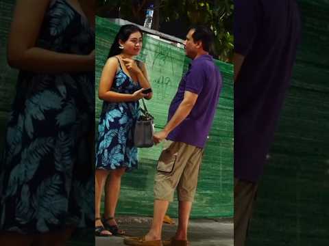 So Many Freelancers 🥵😋 at Beach Road PATTAYA #shorts #thailand #pattayabeach #travel