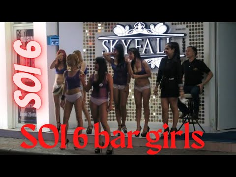 soi 6 pattaya 🇹🇭 bar girls😍#soi6 #pattaya #thailand (video 15)