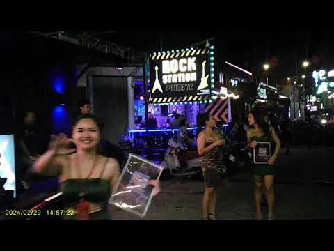 Thailand  –  Pattaya  –  Tree Town –  freelancers and bars