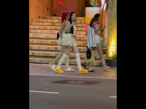 Chinese girls vacationing in Pattaya