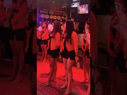 Thai Girls in Pattaya #pattaya #walkingstreet #clubs #girls #party #mahol #life #onelife #viral