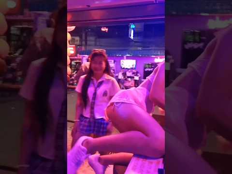 Bar girls in Pattaya Soi 6 Nightlife. Freelancers 😈 #thailand #pattaya