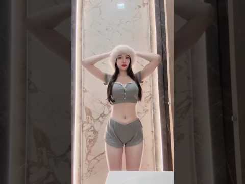 Beautiful pattaya girl #pattaya #pattayanightlife #pattayabeachroad