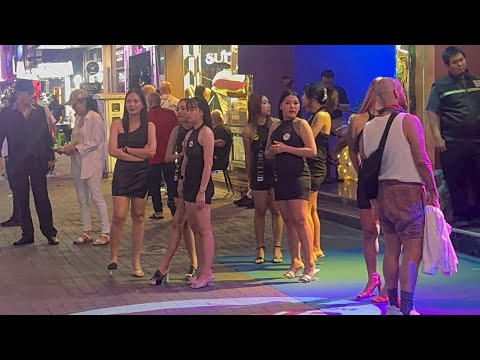Sexy Girls on the Walking Street Pattaya, Dancers 👯, Stunts, Colorful Night Life in Thailand 🇹🇭