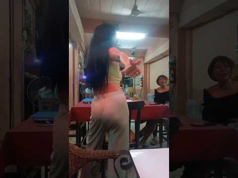 Small Pattaya Bar Girl showing some love for customers | Thailand Gogo Bars | Pattaya Night Life 🧬