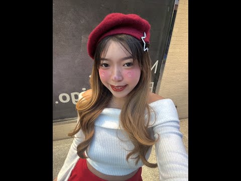 Thai Girls Play Pool Christmas Edition l Live From PATTAYA THAILAND