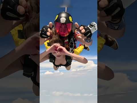 #adrenaline #skydiving #pattaya girls #foryou