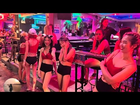 Beach road pattaya freelancers boom boom #nightlife #clubs #nightout #bangkok #soi6pattaya