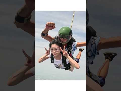 happy girls in pattaya