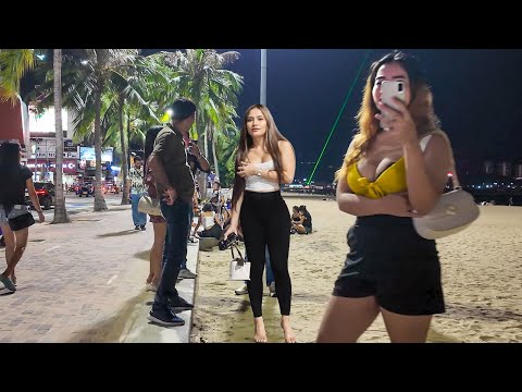 Pattaya Beach Road Moments, Cute Freelancers! July 2025