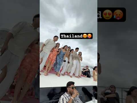 Pattaya Under 1 min #pattaya #walkingstreet #yacht #bangkok #thailand #girls