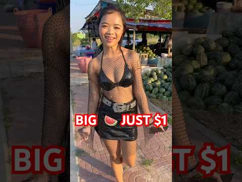Thai Girls Show You World’s Best $1 🍉 Melons in Pattaya 🇹🇭 #watermelon